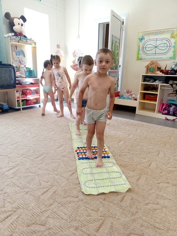 090d7389-6d72-4a03-adee-c13d79cfe919