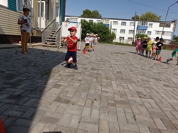 784271c2-393e-4325-947b-8db086a85233