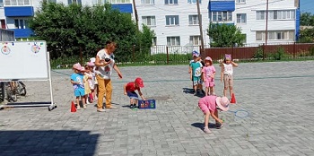 e7fe2a97-2f0b-4625-a2ee-8c9c2a854927